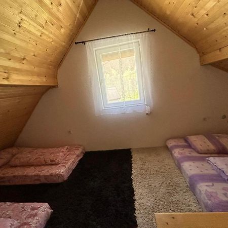 Bed And Breakfast Umoljani Kamer foto