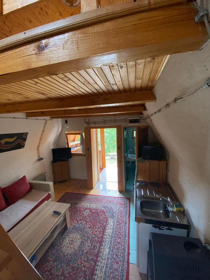 Bed And Breakfast Umoljani Buitenkant foto