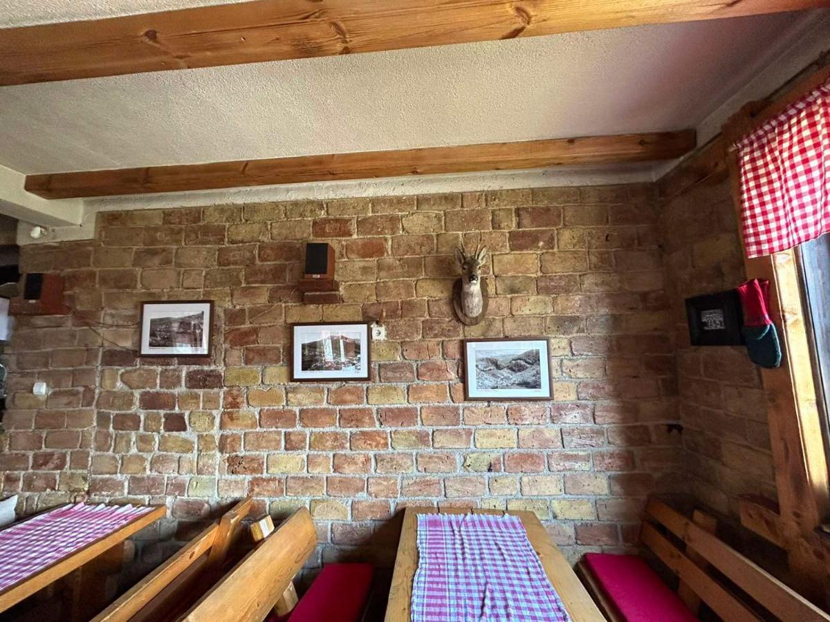 Bed And Breakfast Umoljani Buitenkant foto