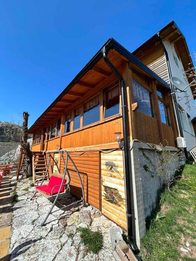 Bed And Breakfast Umoljani Buitenkant foto