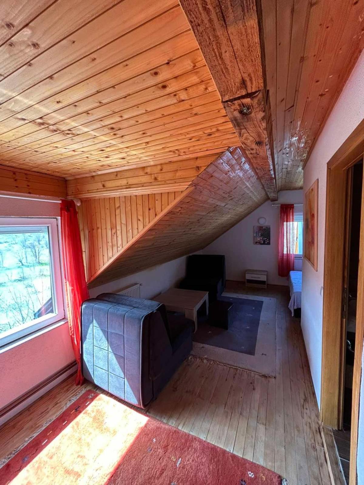 Bed And Breakfast Umoljani Kamer foto