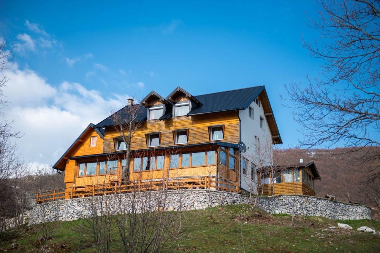 Bed And Breakfast Umoljani Buitenkant foto